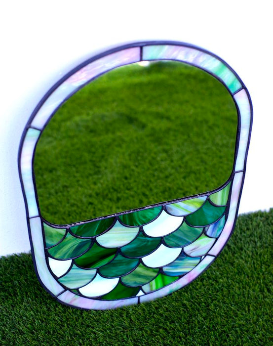 Scale mirror in green - wall decoration