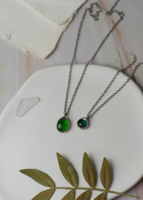 Kis zöld SEA glass nyakláncok - MINI
