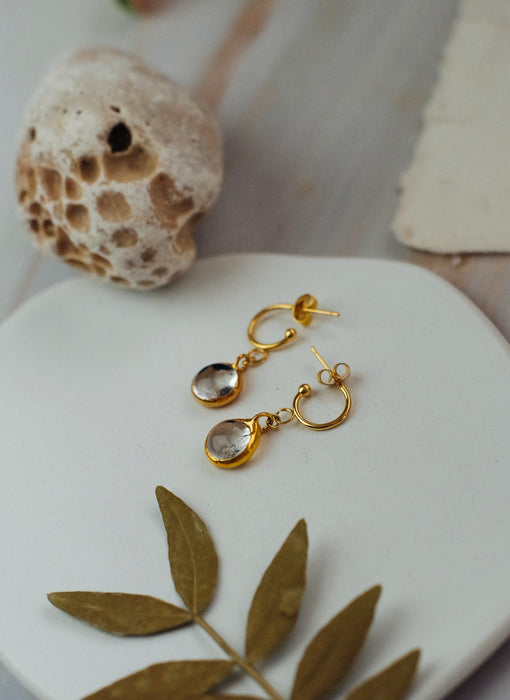 Áttetsző üveg MINI fülbevaló - Goldie