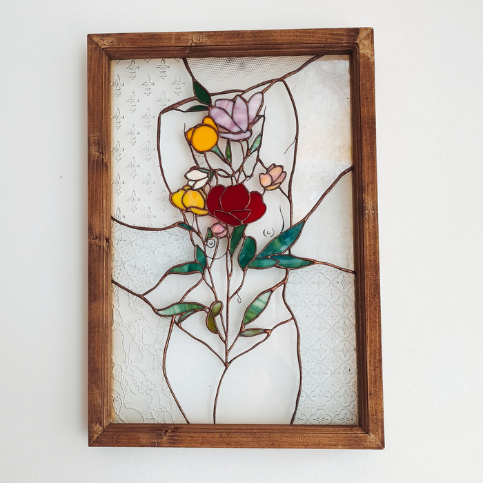 Self-LOVE női torzó virágokkal - exkluzív falidísz