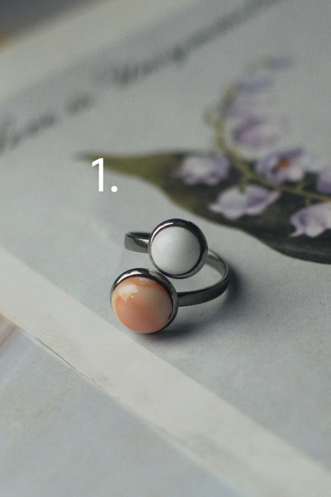 Gyűrű színes üveg gyöngyökkel- fusing