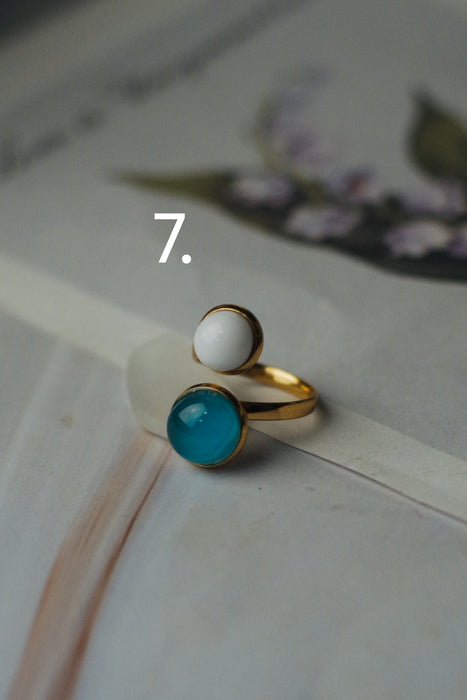 Gyűrű színes üveg gyöngyökkel- fusing