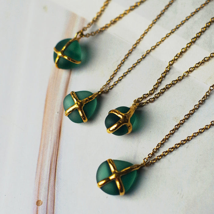 Sea glass türkiz nyakláncok - goldie