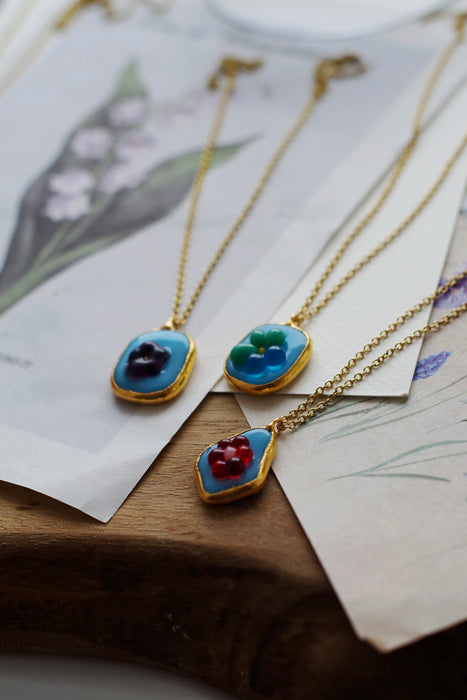 Virágos olvasztott kék medálok - Goldie