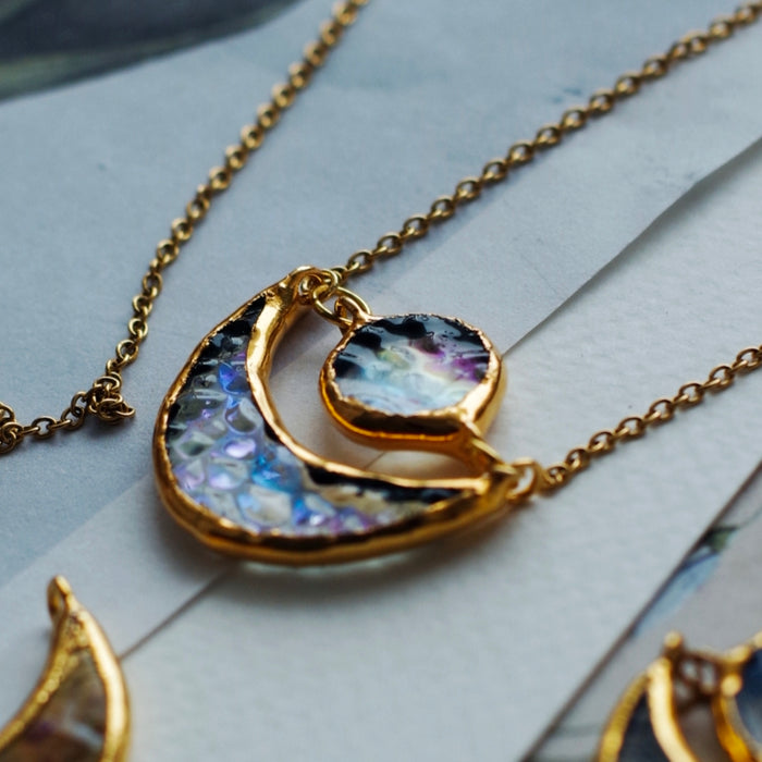 Kombinált Hold-Nap irizált medál - Goldie