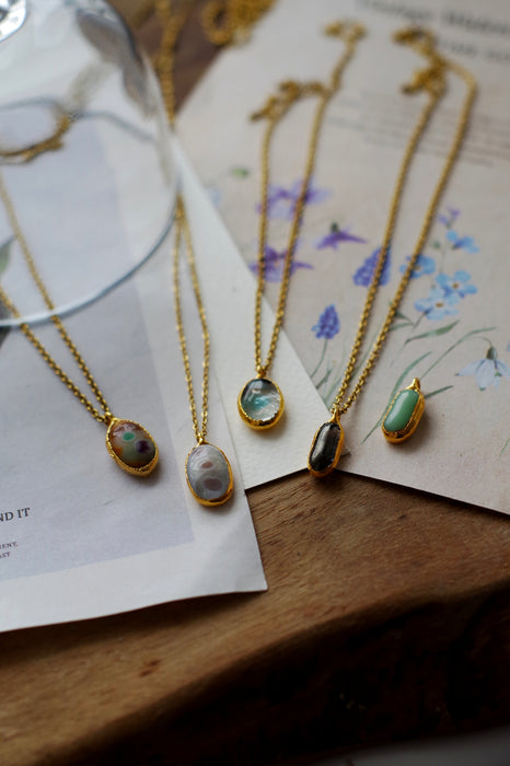 Olvasztott elegáns medálok- Goldie