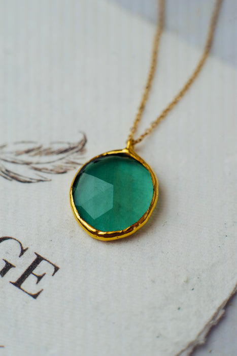 Csiszolt türkiz üveg nyaklánc - goldie