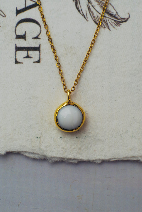 Fehér mini üveg nyaklànc - goldie