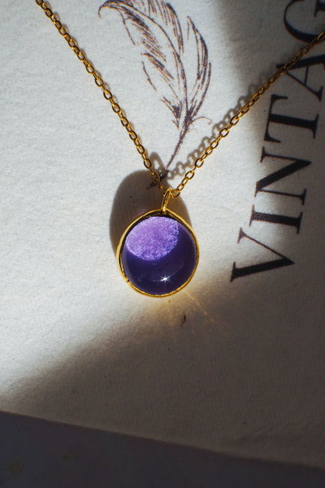 Színváltós üveg nyaklánc - goldie