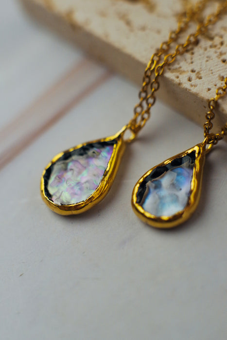 Irizált csepp nyaklánc - goldie