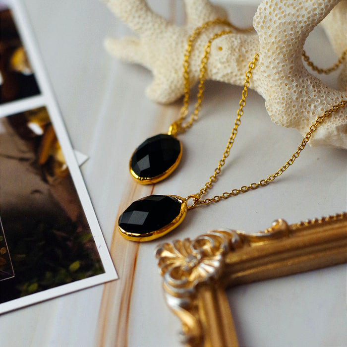 Black Agate Goldie Mineral Necklace