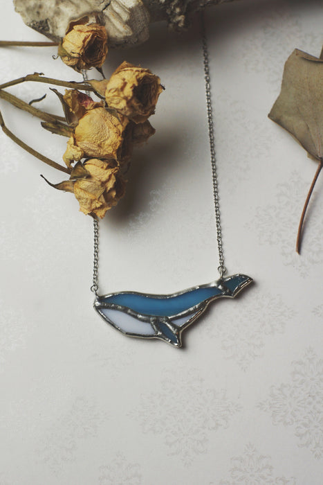 Save the wildlife - blue whale necklace